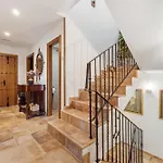 Estrena Nuestra Hebrero Landhaus *