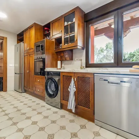 Estrena Nuestra Hebrero