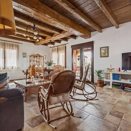 Estrena Nuestra Hebrero Casa de Campo Torrecaballeros